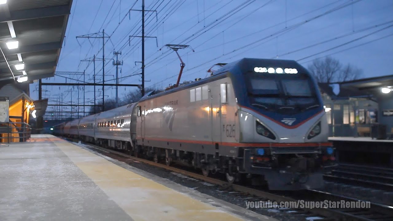 Amtrak Silver Meteor Train No. 98 with new Viewliner Baggage cars