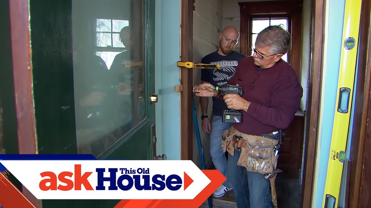Как предварительно навесить спасённую дверь | Ask This Old House