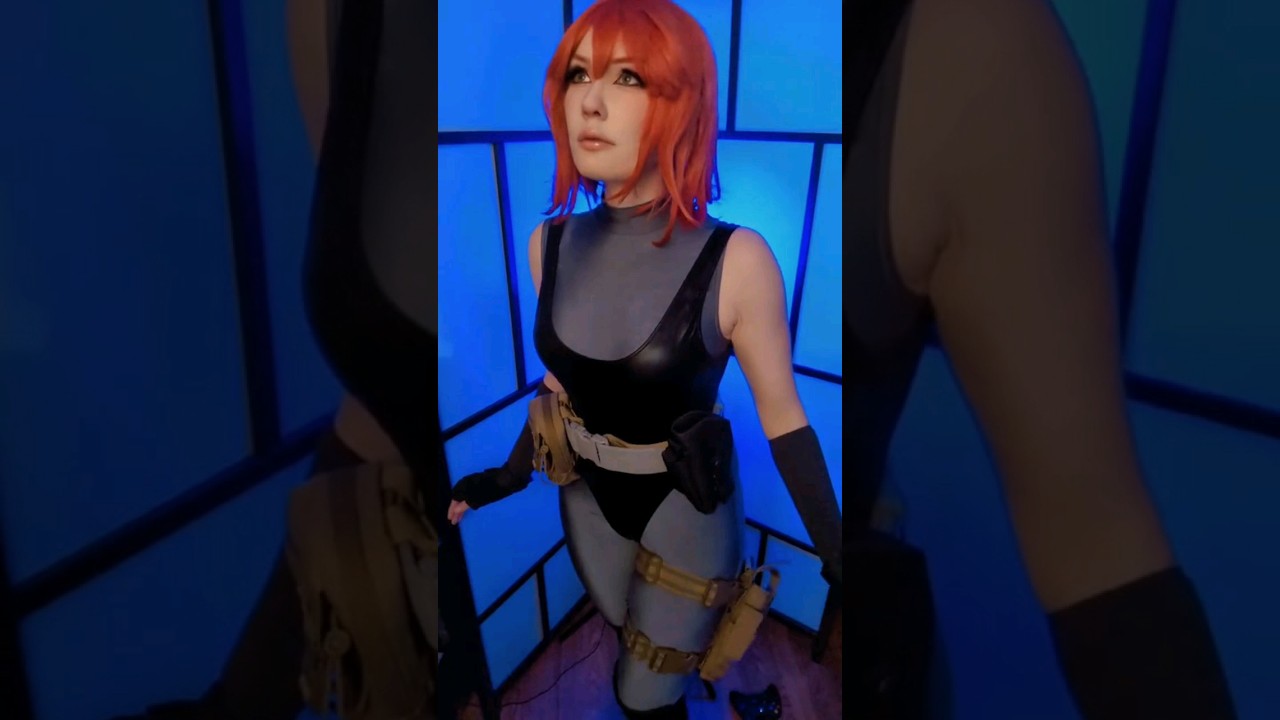 It's a DINOSAUR! #dinocrisis #jillvalentine #residentevil #gamer #horrorgaming #retrogaming #shorts