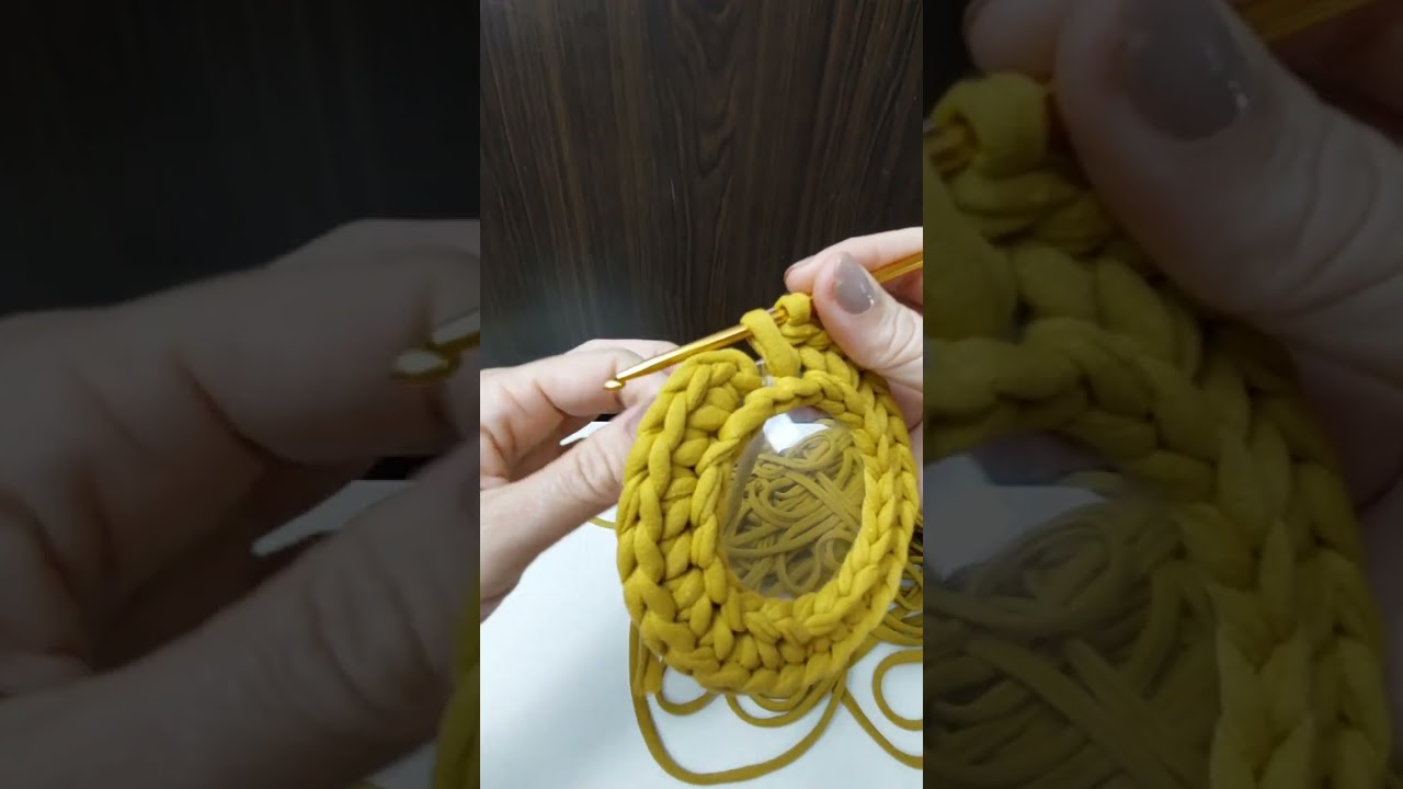Porta Vinho ou garrafa de água em crochê com fio de malha SOFT