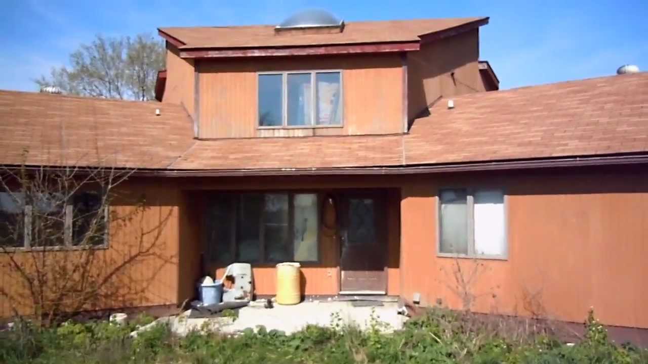 Abandoned House #23 (Paradise Lost)