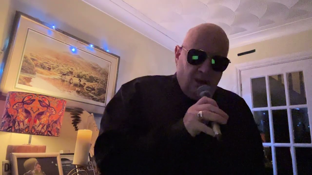 Fool such as I ;) Elvis Presley 1959 cover by CQ ￼ third Premier Saturday evening ￼;)