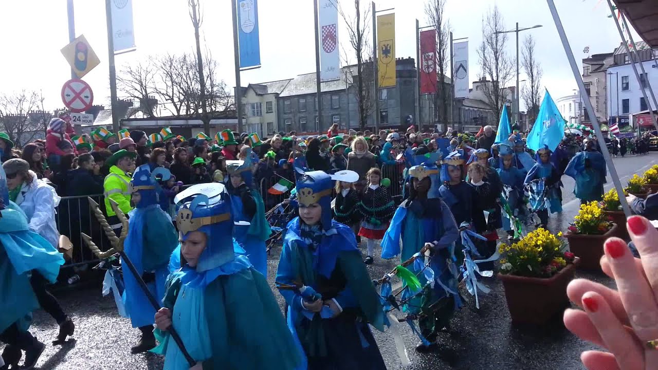 St Patricks Day Parade Galway 2013  Claddagh National School & Liam Mellows GAA Club