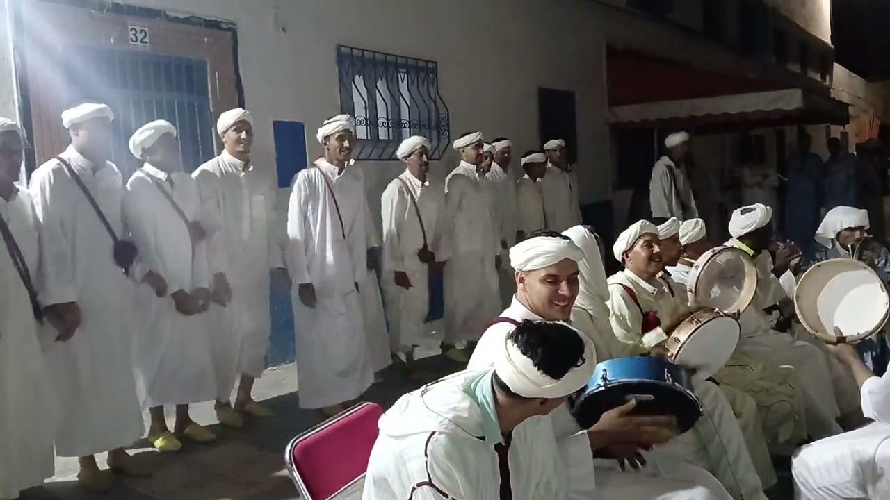 عواد.  افنى