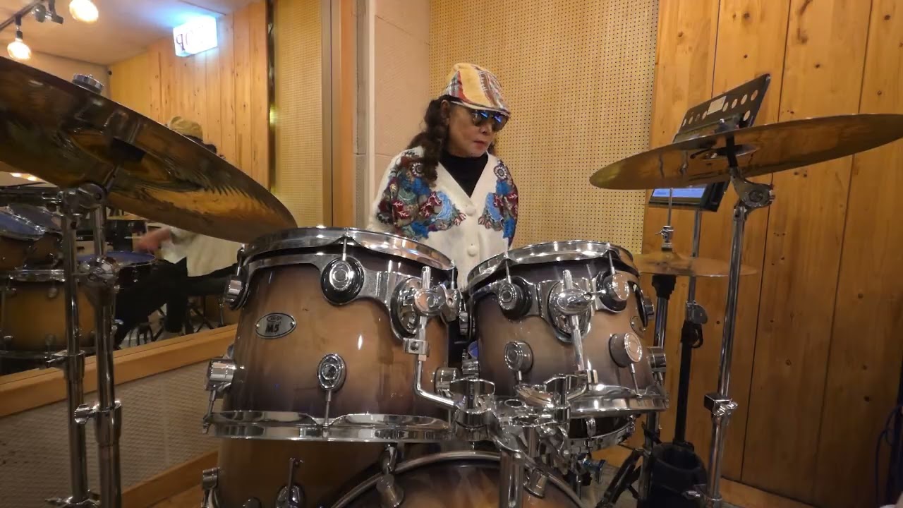 Beautiful Sunday_Daniel Boone_Drum