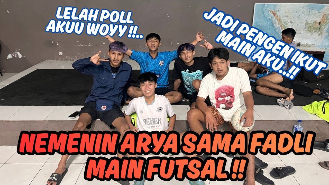 NEMENIN DUA BOCIL MAIN FUTSAL !! Jadi pengen ikut mainn bola