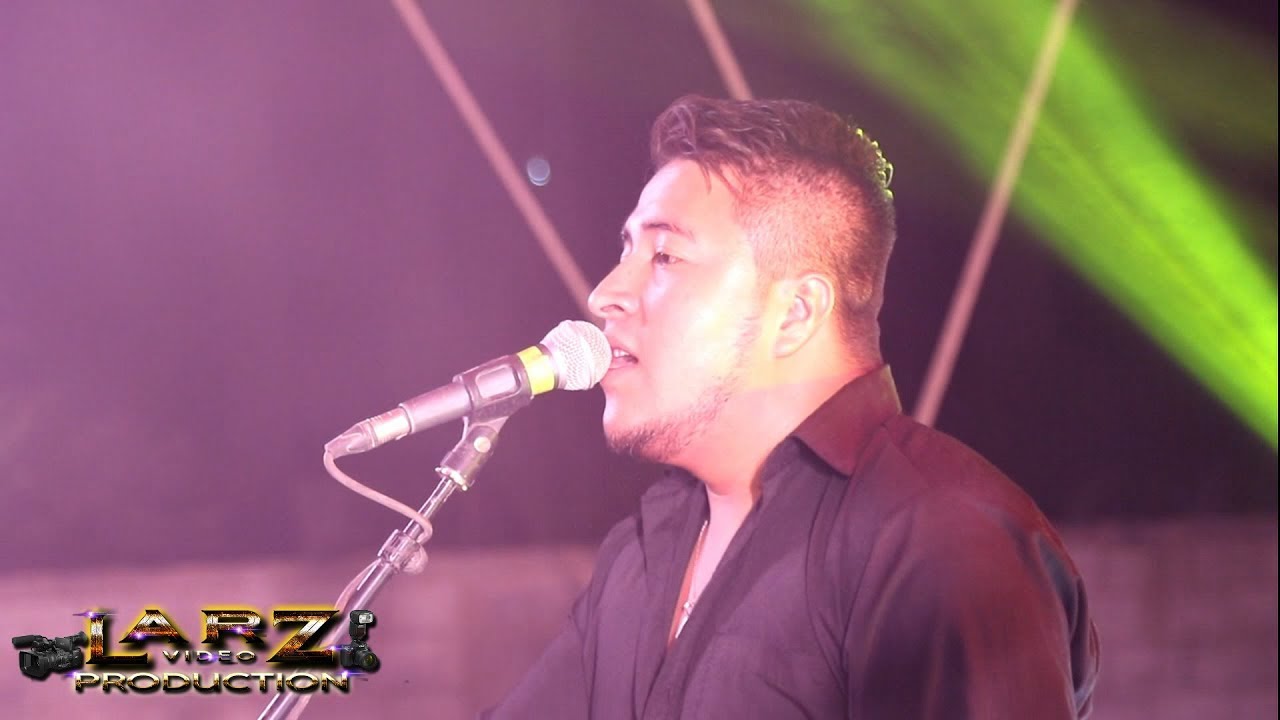 La Muchacha de Los Ojos Tristes LOS CONTRABANDISTAS En Vivo!! LarzVideo