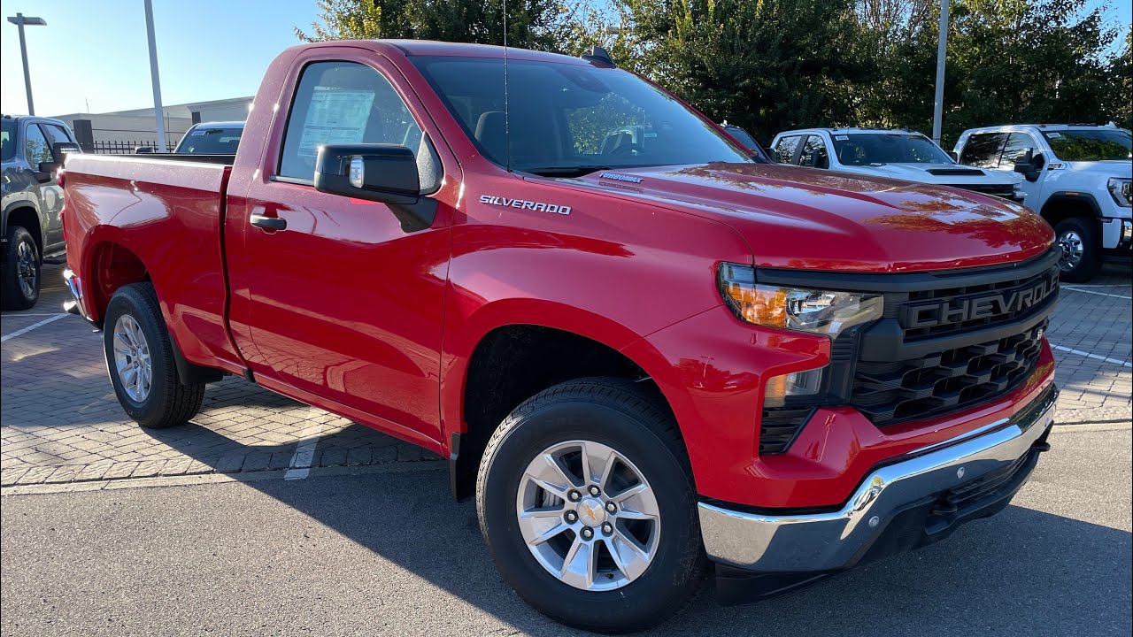 Тест-драйв и обзор Chevy Silverado 1500 WT Reg Cab TURBOMAX 2026 года выпуска