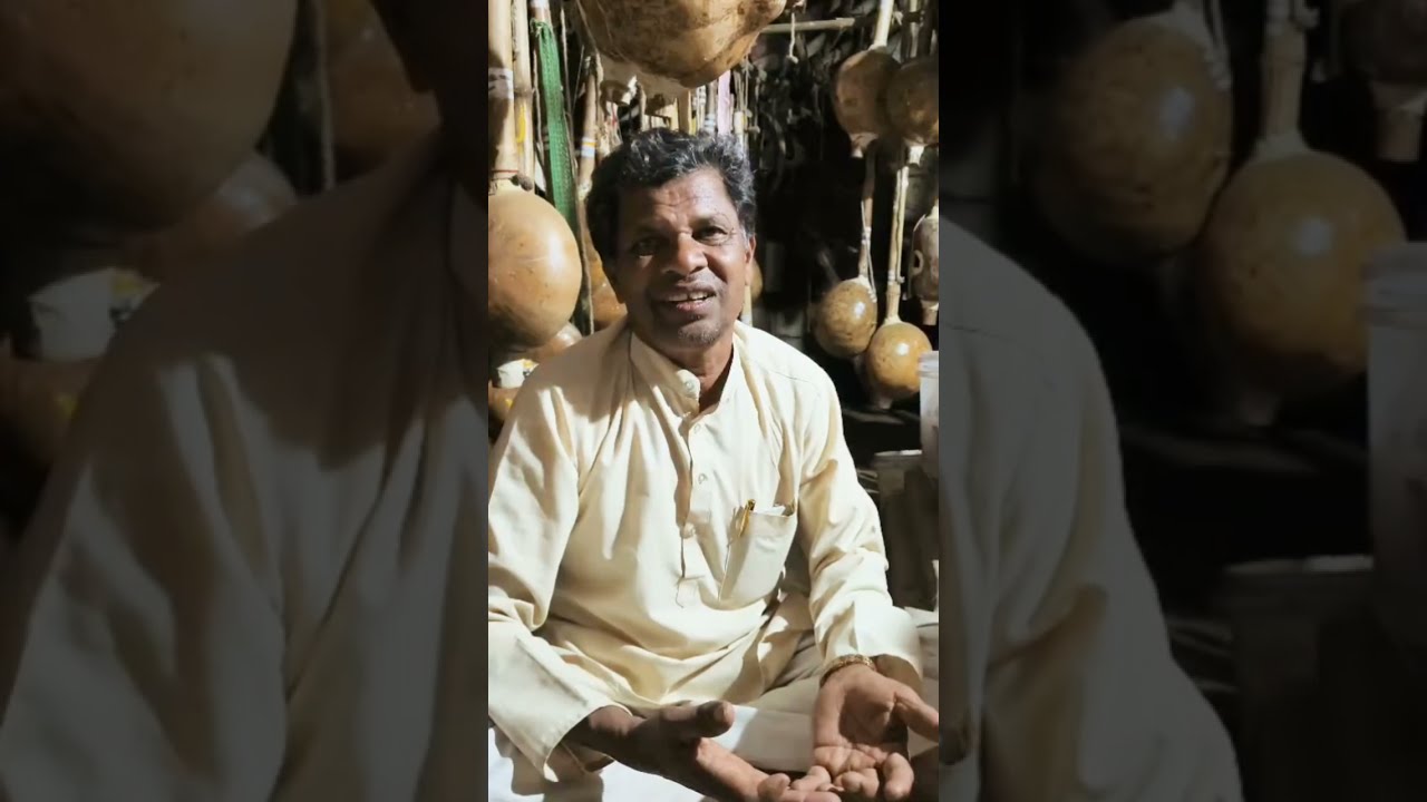 ತಂಬೂರಿ ವಿದ್ವಾನ್   ರಾಮಯ್ಯ  .. ಮತ್ತು    ಮಹೇಶ್ ಕುಮಾರ್  ( ಆಧ್ಯಾತ್ಮಿಕ   ಚಿಂತಕರು)
