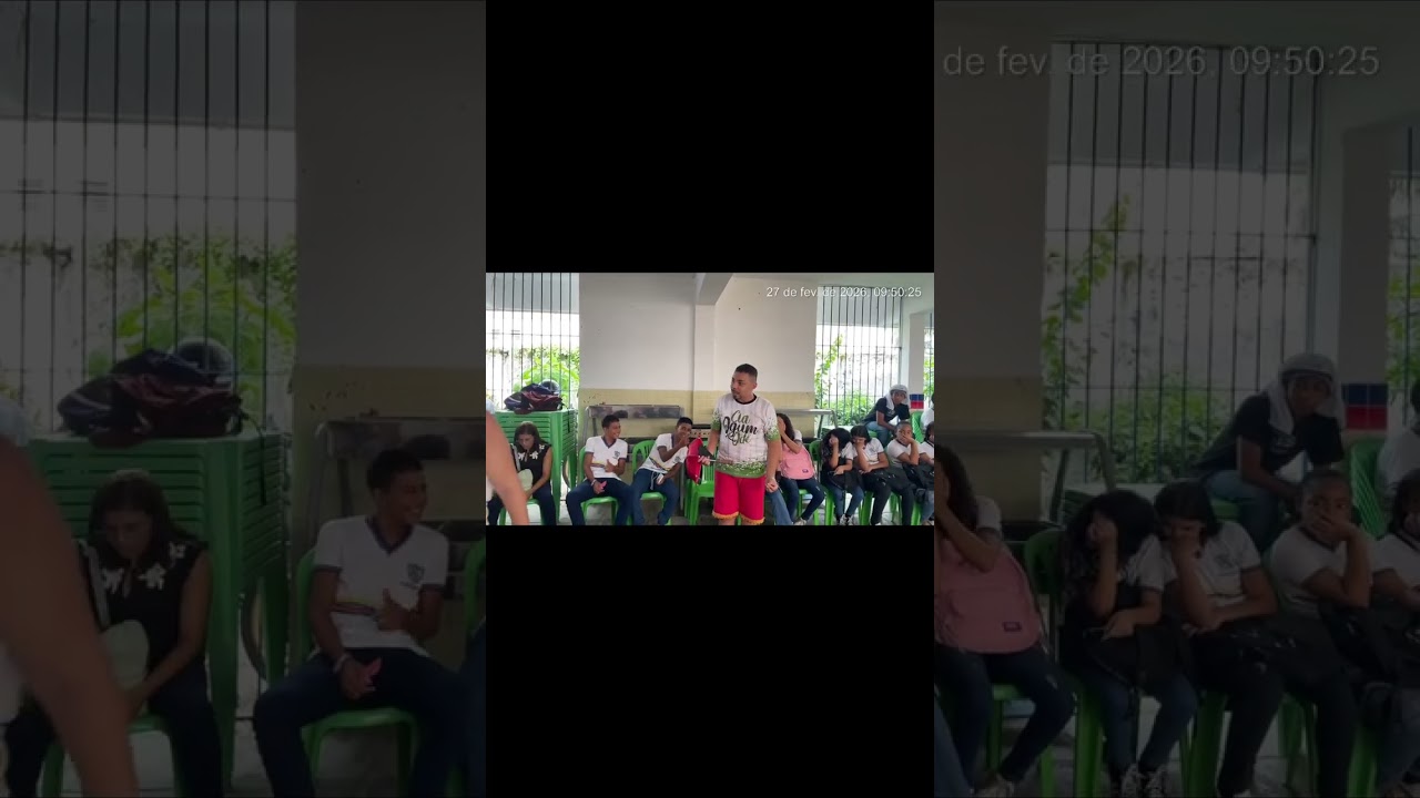 Cia Ogum Odé no Projeto Brincantes nas Escolas 