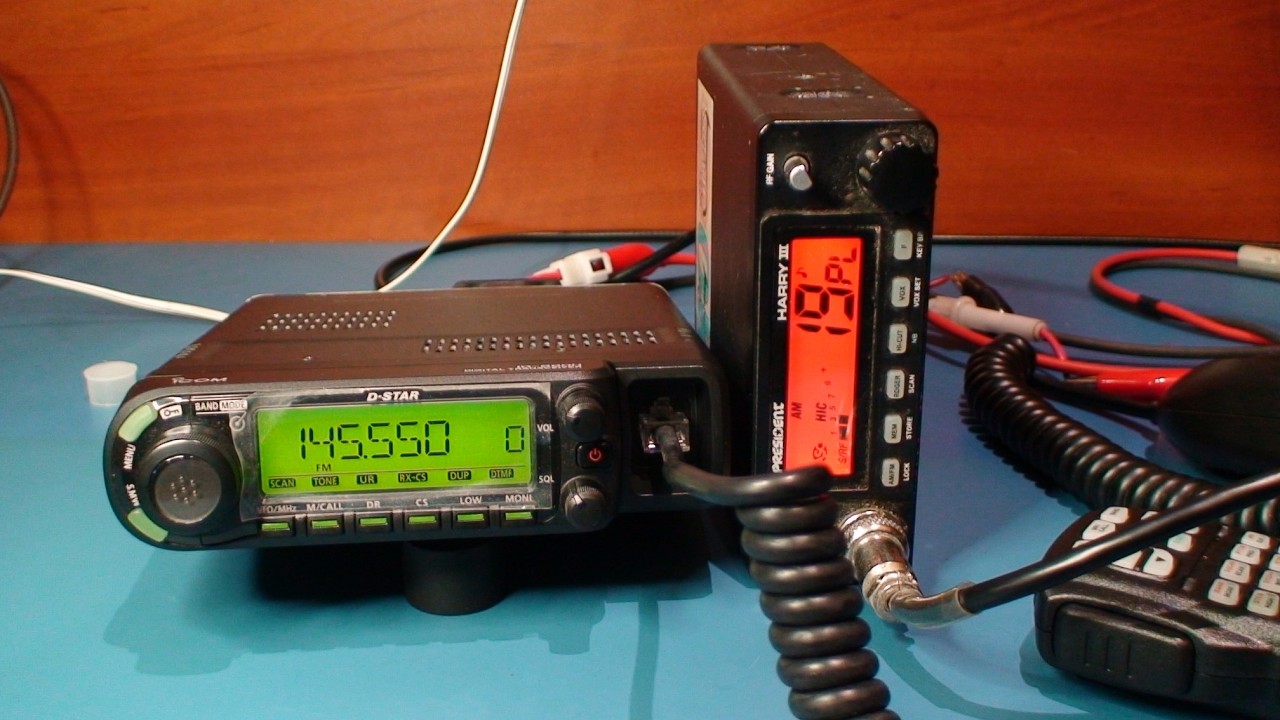 Icom ID 880 & President Harry III ASC