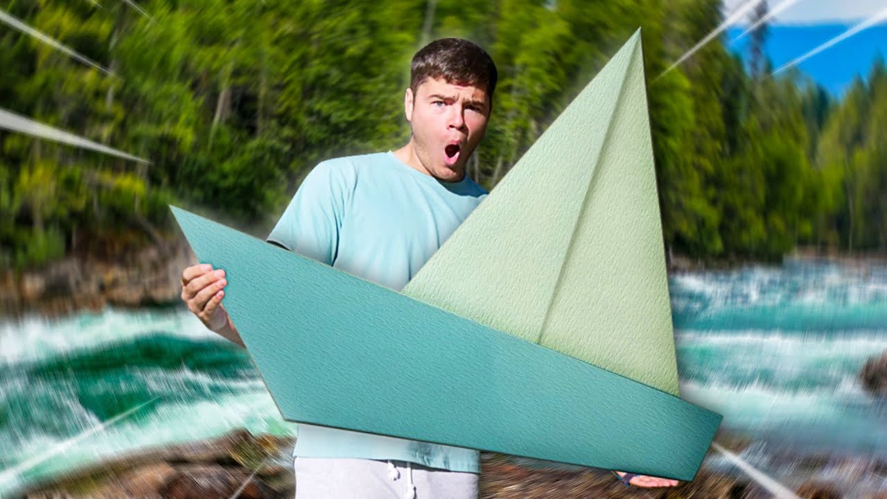 JE FABRIQUE LE PLUS GRAND BATEAU EN PAPIER !!?