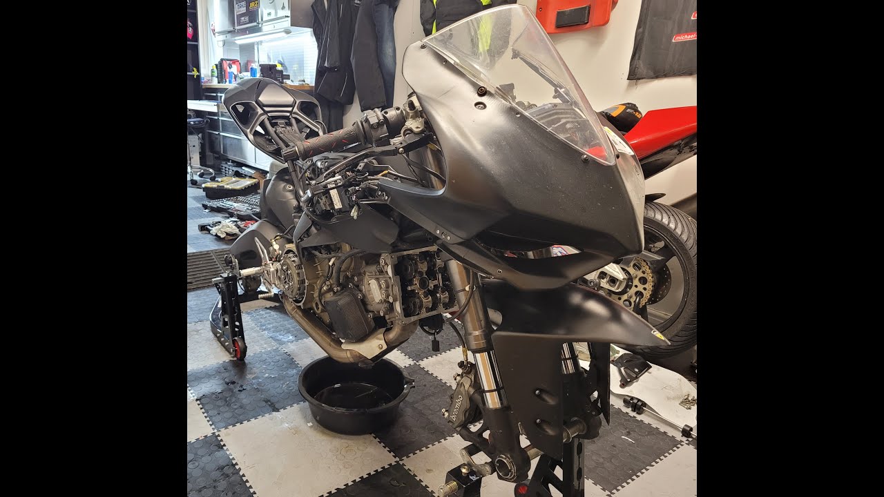An Introduction to Ducati's Desmo