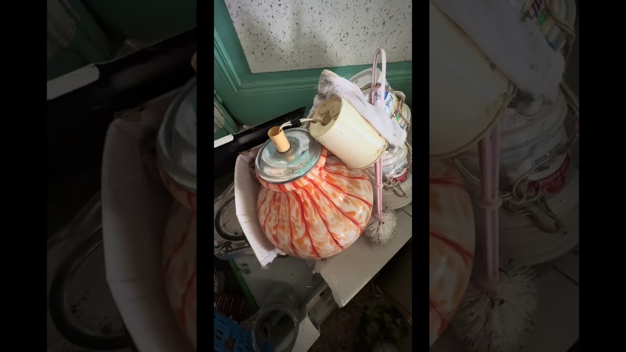 URBEX ! Le bar où tout a commencé… !!! 🥂