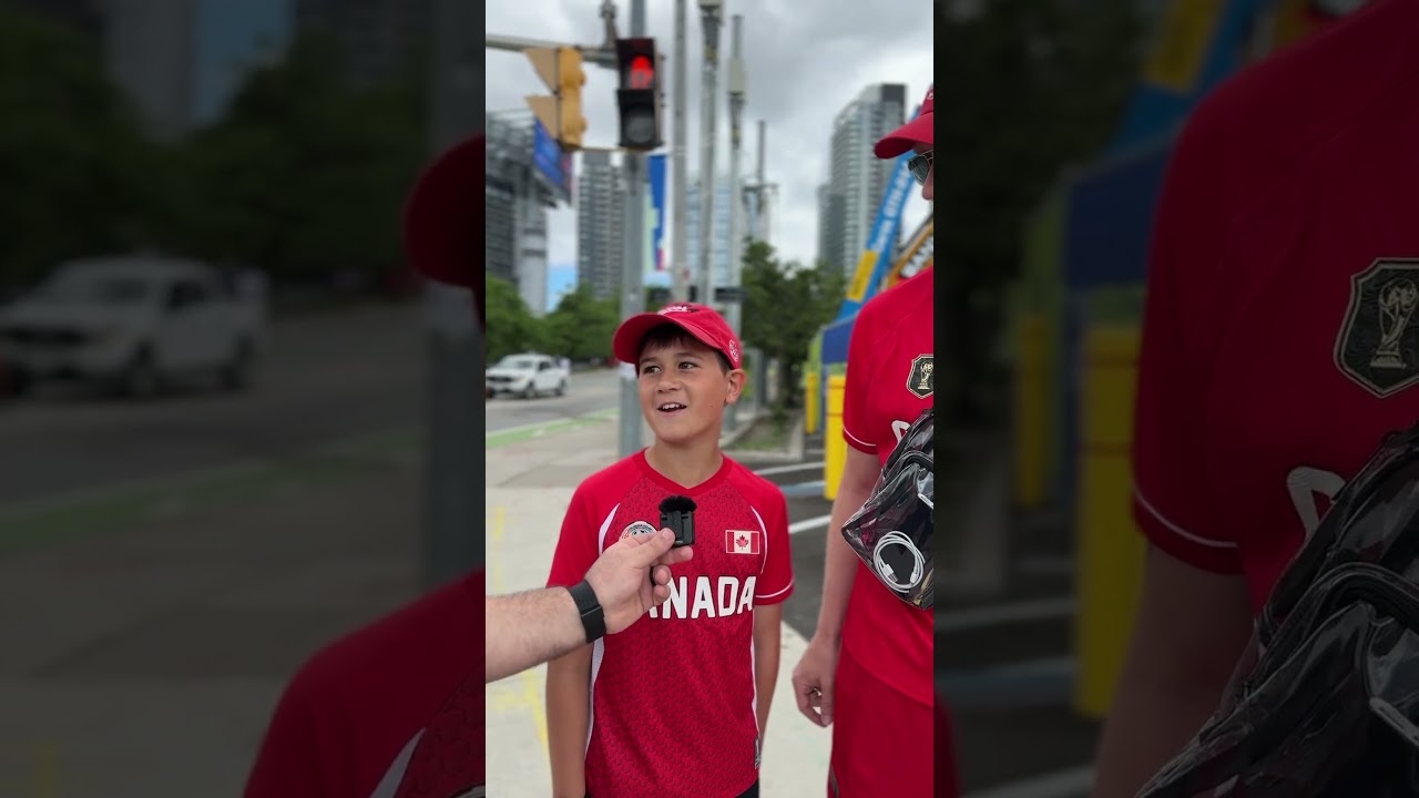 What&rsquo;s your message for Canada&rsquo;s ⚽Team?