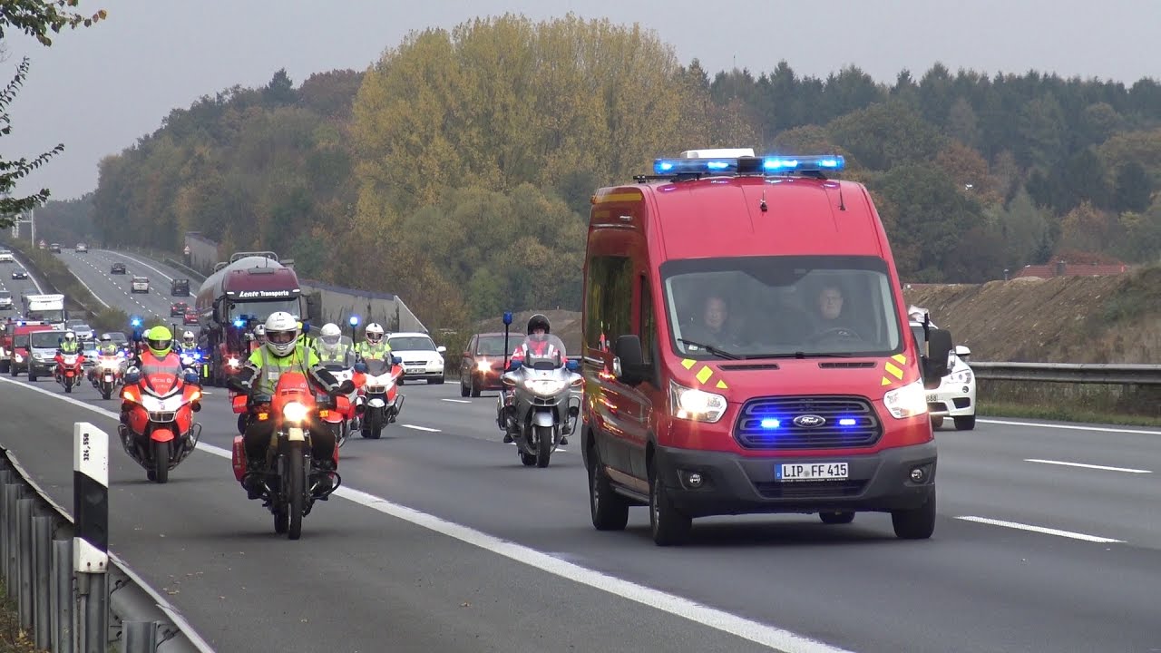 [40 Einsatzfahrzeuge] Motmarsch-&Uuml;bung der Hilfsorganisationen des Kreises Lippe