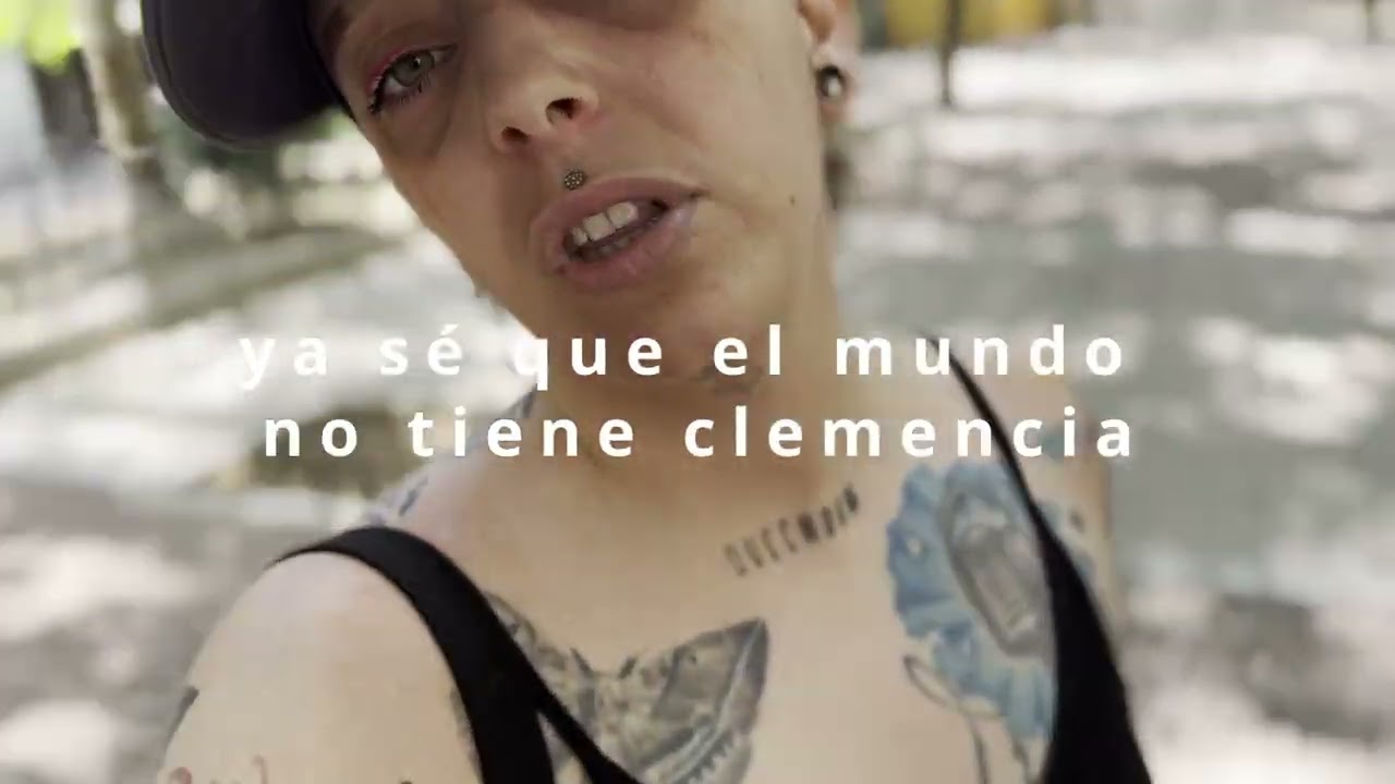 GUERRA FRÍA - Martha Carpe