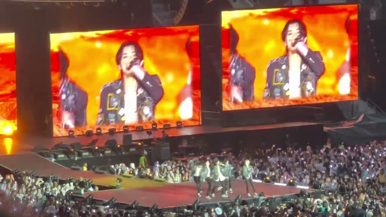 TXT - LO$ER=LO♡ER | BMO Stadium Los Angeles