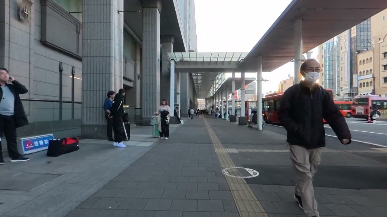 更地になり、いよいよ建物が建ち始めた 伊予鉄松山市駅前　2025年11月15日