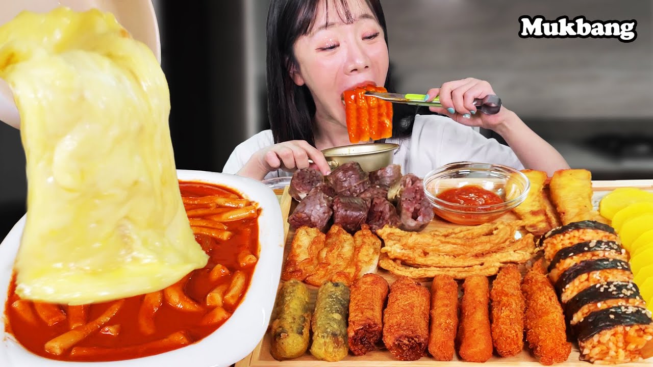 1 кг гигантского сыра моцарелла и острого ттокпокки (с острой лапшой) MukbangㅣEatingshowㅣASMR