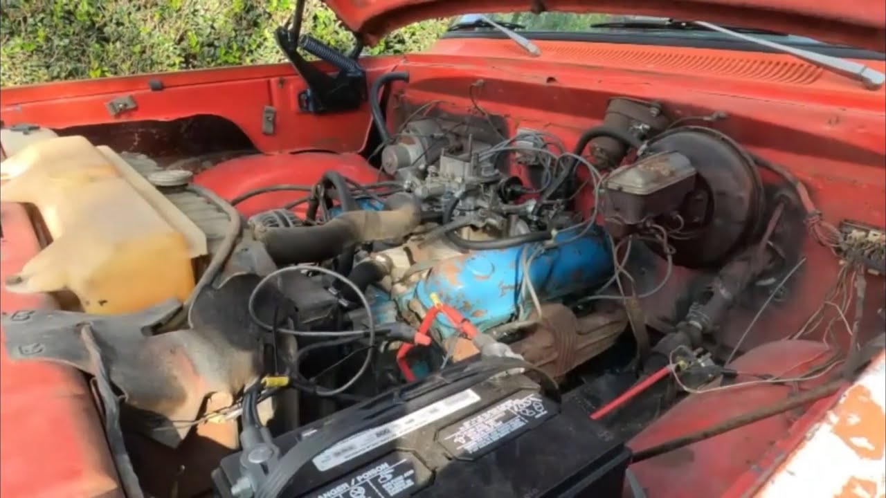 Заводим Ram Charger 1974 года!