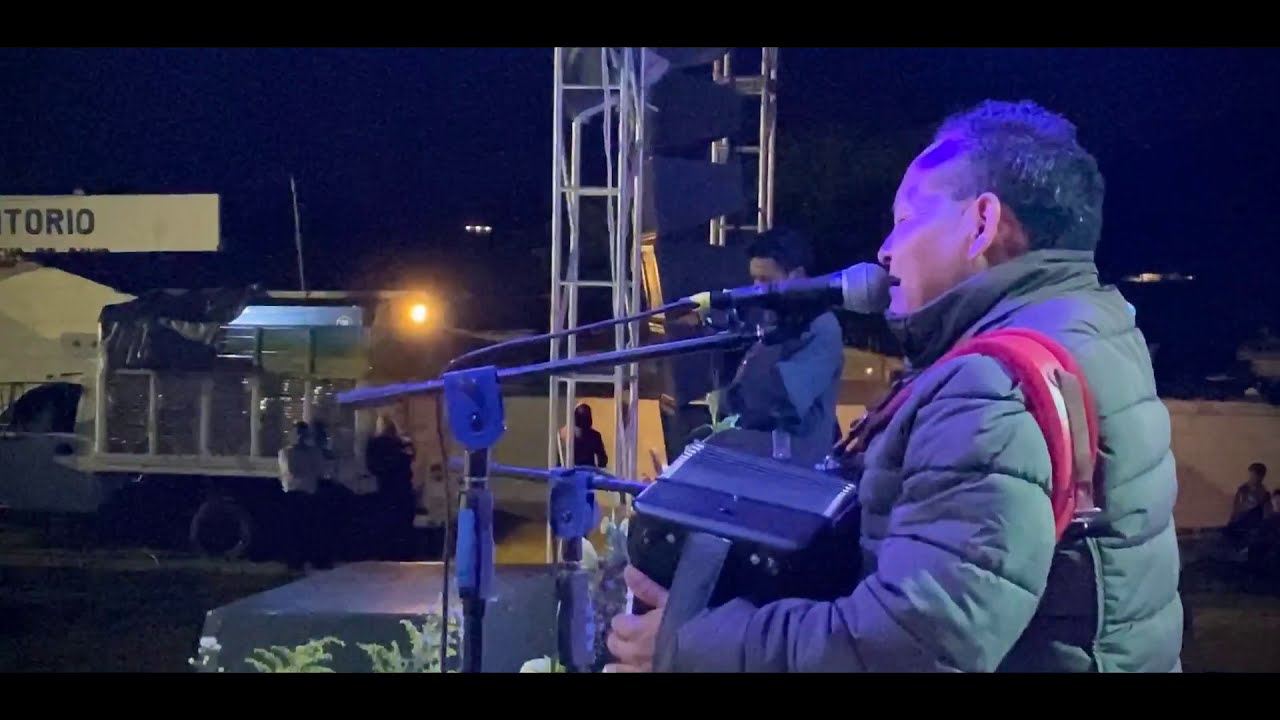 Corderos de Cristo - Que bueno es el maestro (EnVivo) Cierre de recoleta Radio Cordero De Dios