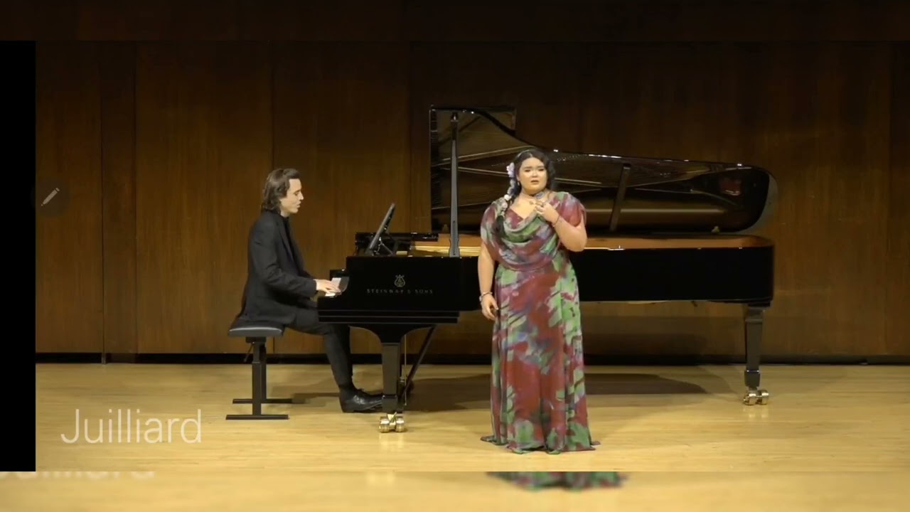 Kimberly Alexandra Adam sings Er ist's, Geflüster der Nacht, Frühlingstag, and Frühlingsnacht