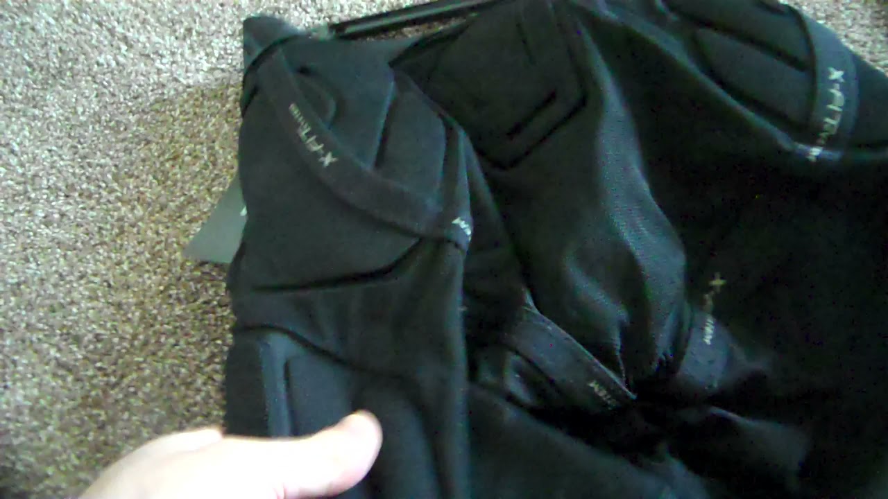 Shock Doctor Shockskin Lax Relaxed Fit Impact Short Overview