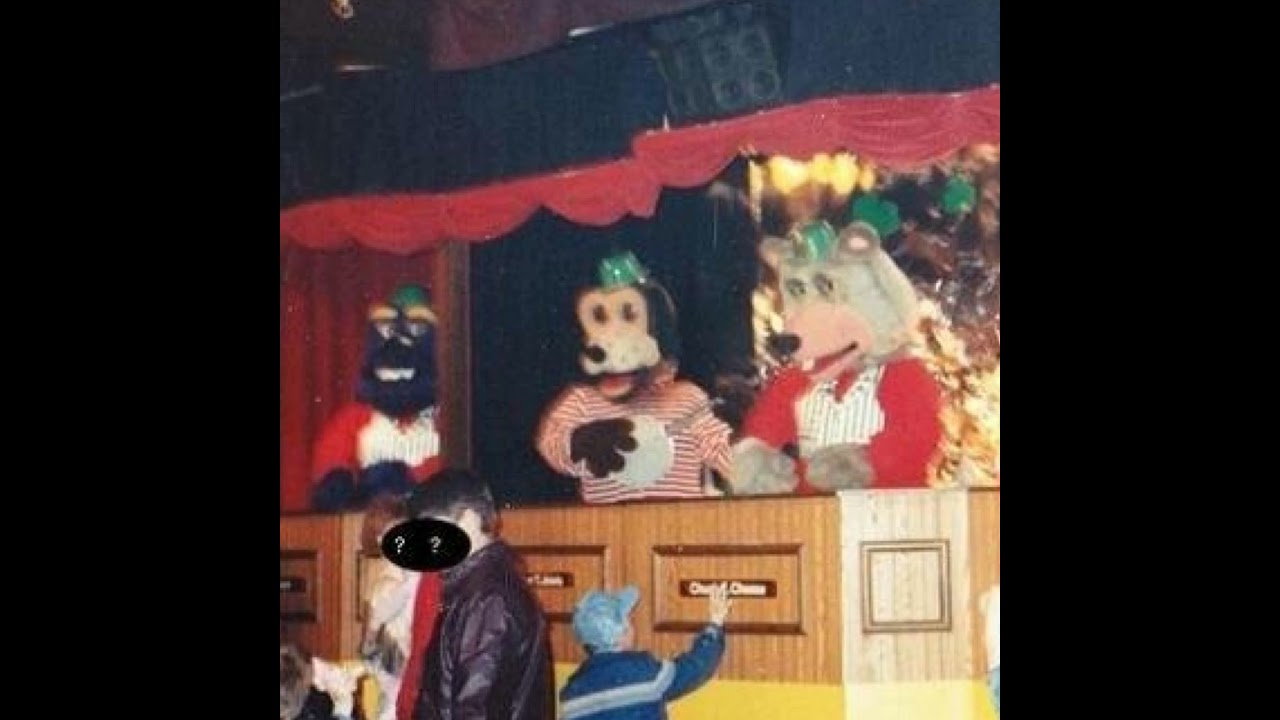 Chuck E. Cheese's Pizza Time Theatre - World of Kids (January 1986)