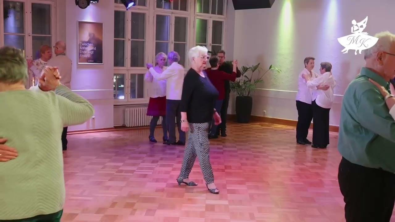 Takt & Rhythmus, Haltung, Fußarbeit: Die 3 Basics, auf die Monika im Unterricht Wert legt