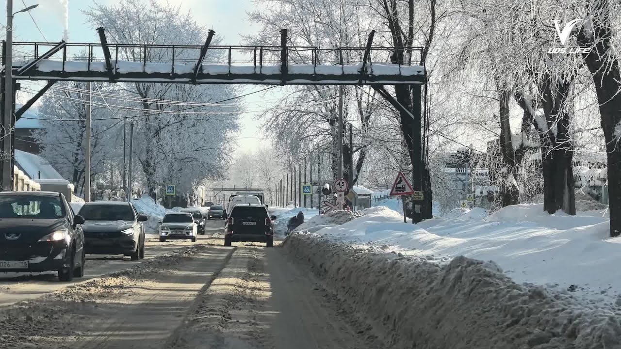 В Воскресенске 5 февраля в 15:31 у переезда на ул. 2-я Заводская была замечена женщина, переходив...