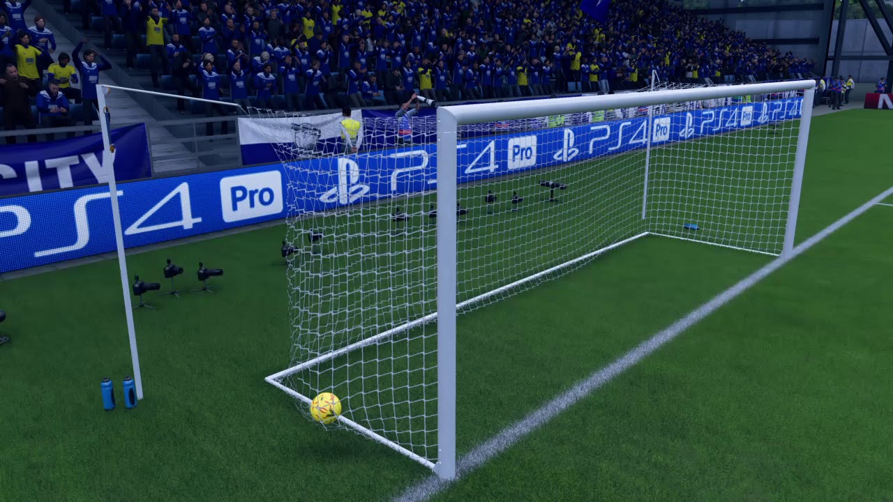 FIFA 19 Best first touch ever
