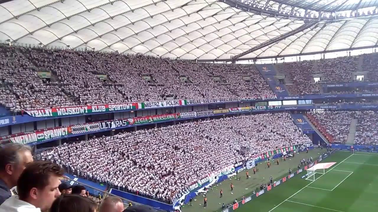 Co to jest za drużyna, co śledziem... (przeróbka „Miód malina
