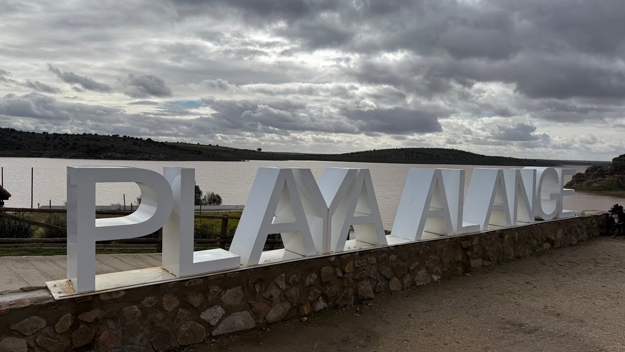 Está lleno Embalse de Alange en Extremadura, España 8/2-2026