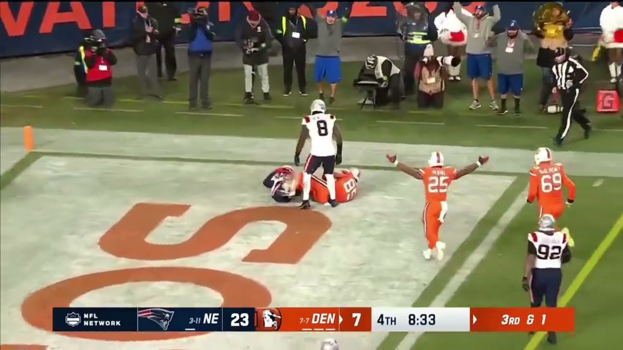 Russell Wilson passed to Lucas Krull to the right for 3 yard touchdown
