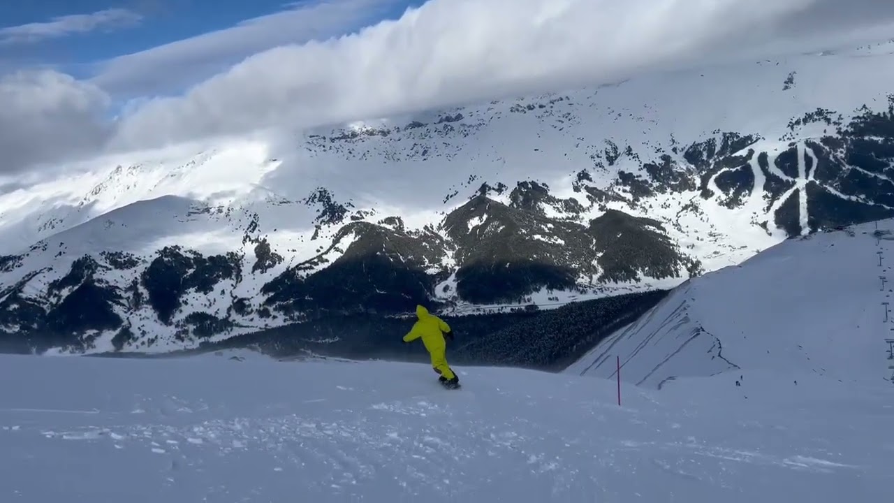 Спуск с вершины Архыза: Фрирайд на высоте 2960 м ⛷️🏔️