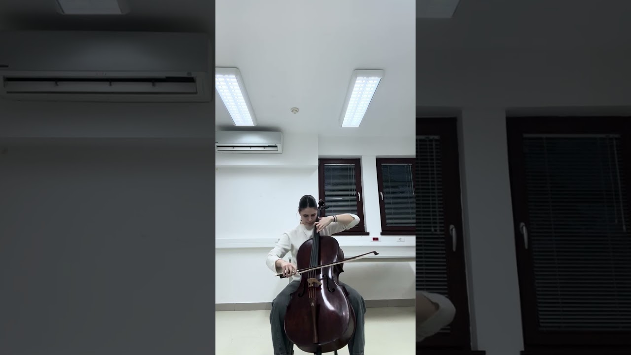 Emilija Krunic - J.S.Bach - Prelude from Cello Suite No. 3 in C major, BWV 1009