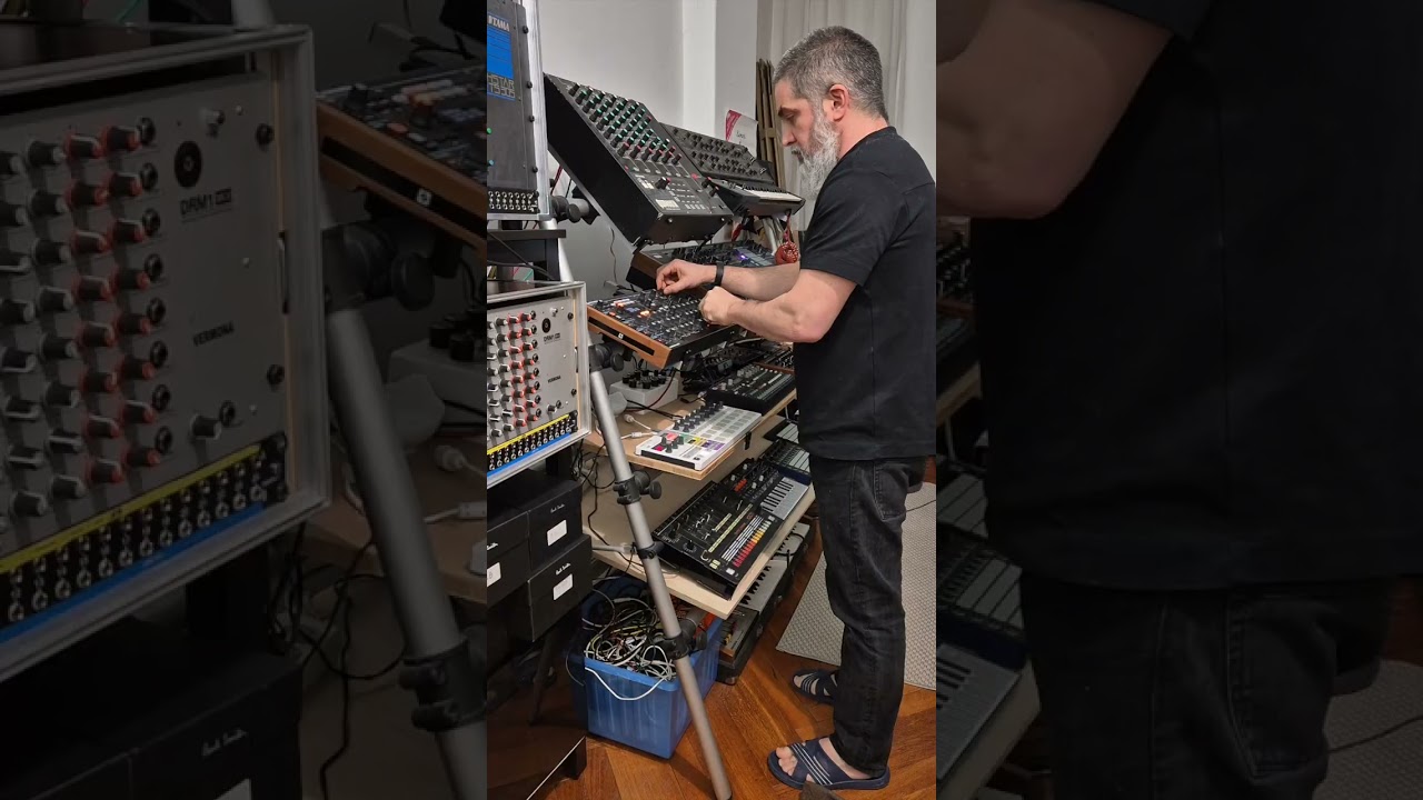 Designing Heavy Modulated Basses &ndash; Sound Design Session