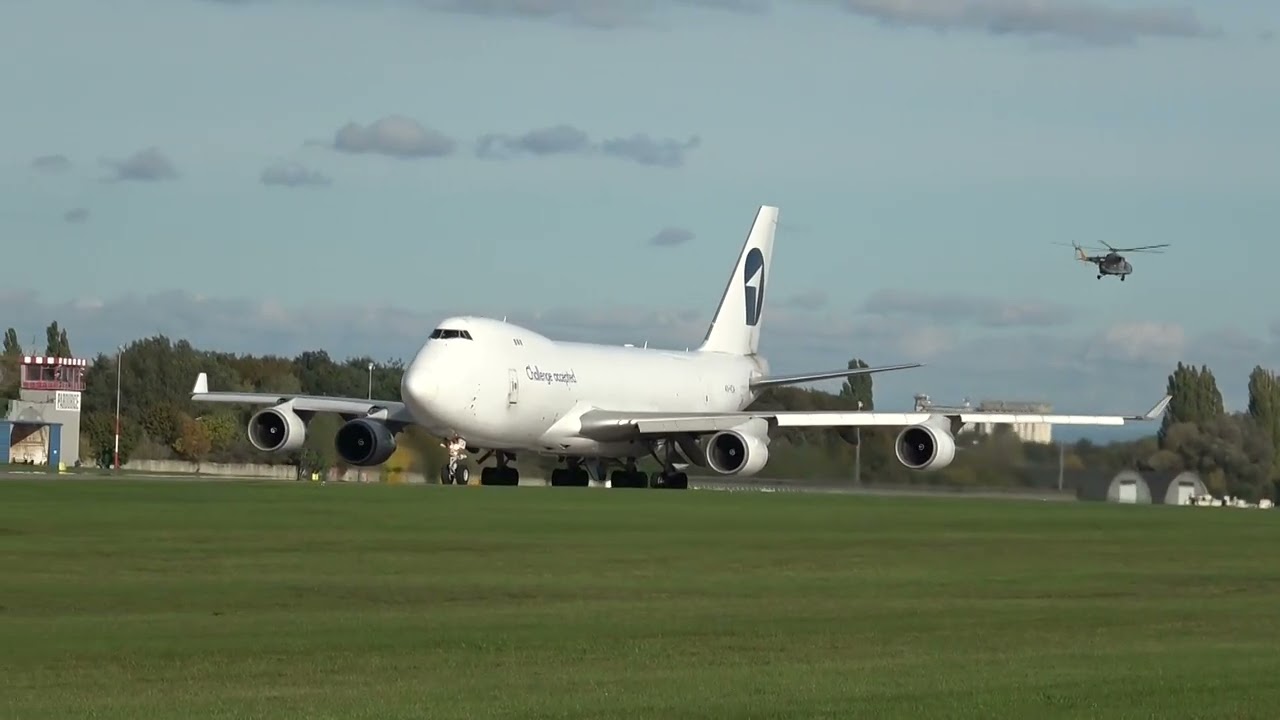 hot LKPD news!  Boeing 747 first visit