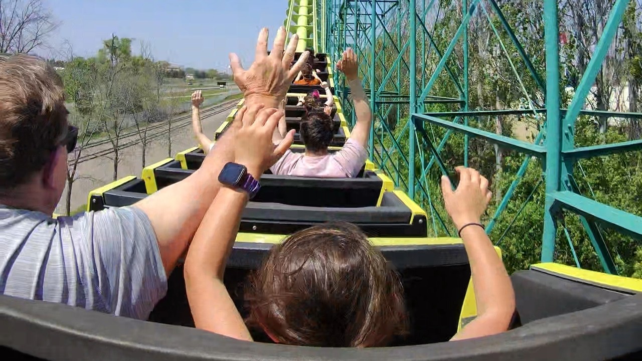 Wild Thing Roller Coaster Ride POV | Valleyfair