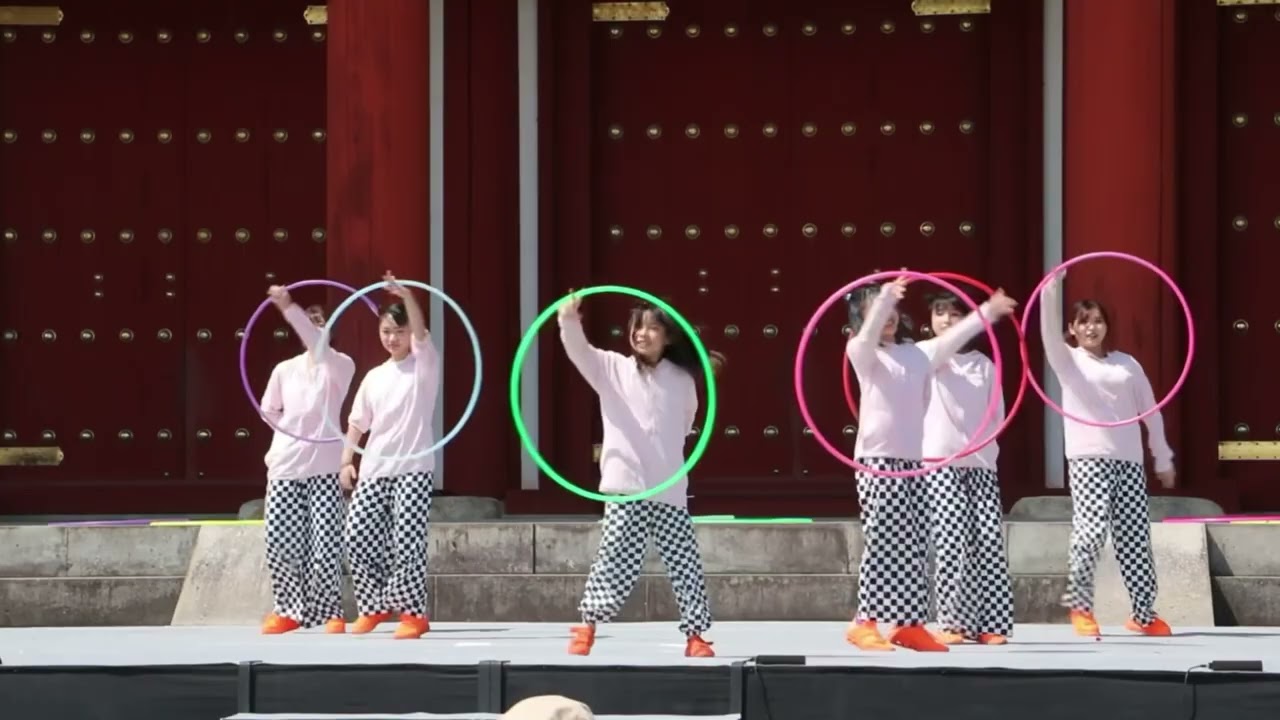 フラフープを使ったエンターテイメント【hoopdance 】