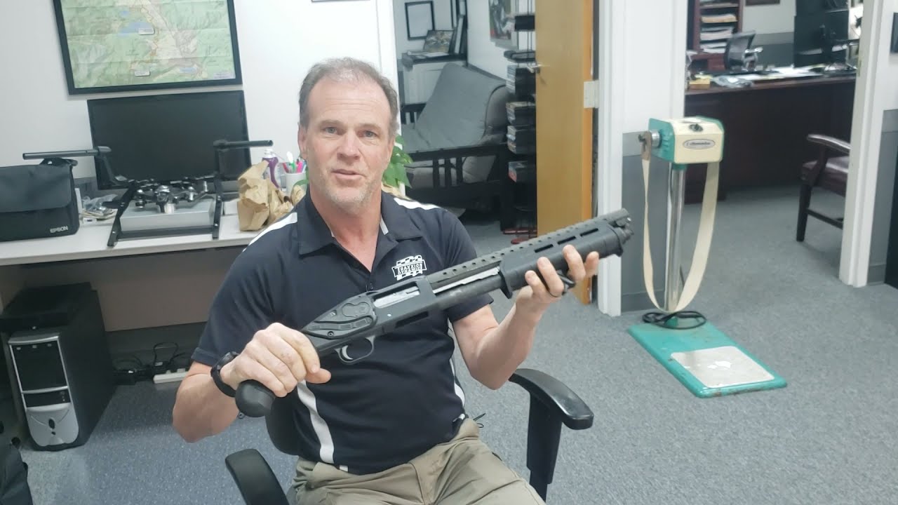 How to Install Heat Shield on Mossberg 590 Shockwave with Magpul MOE Forend
