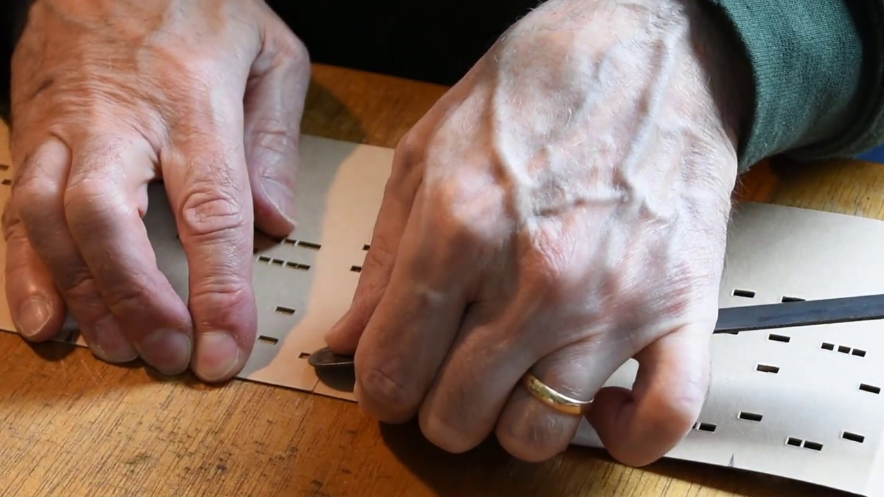 Computer to Cardboard - arranging music for the 32 keyless street organ