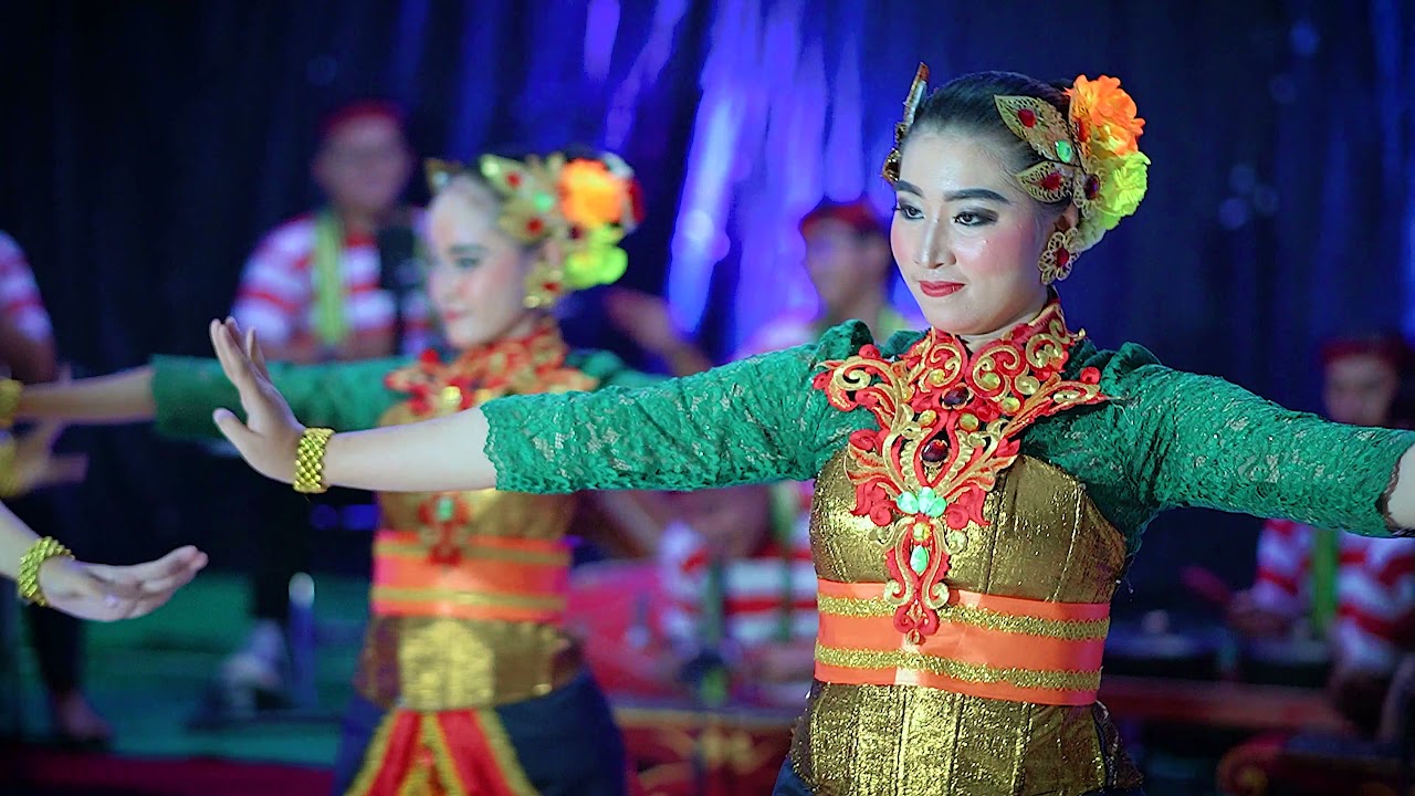 Tari Jhatna Mekkasan_karya Apriliandini Savitri