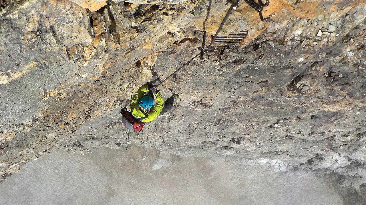 Ferrata Cesare Piazzetta auf den  Piz Boè 3152m in den Dolomiten