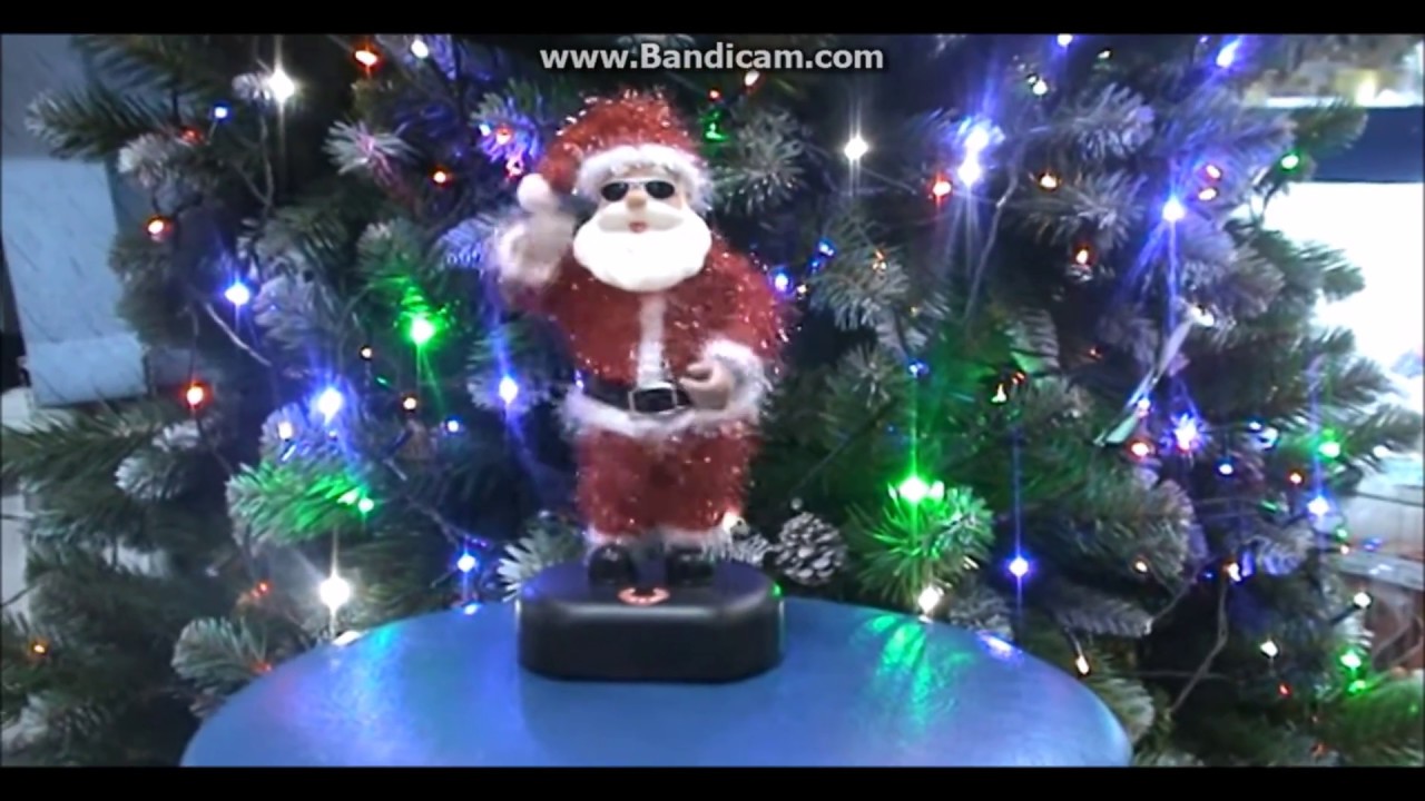 China Fake and Knock Off Animated Christmas Stuff and Dancing Santas
