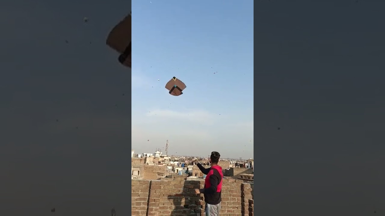 Big Gudda Kite Flying In Rawalpindi Basant 2022 #kite #gudda