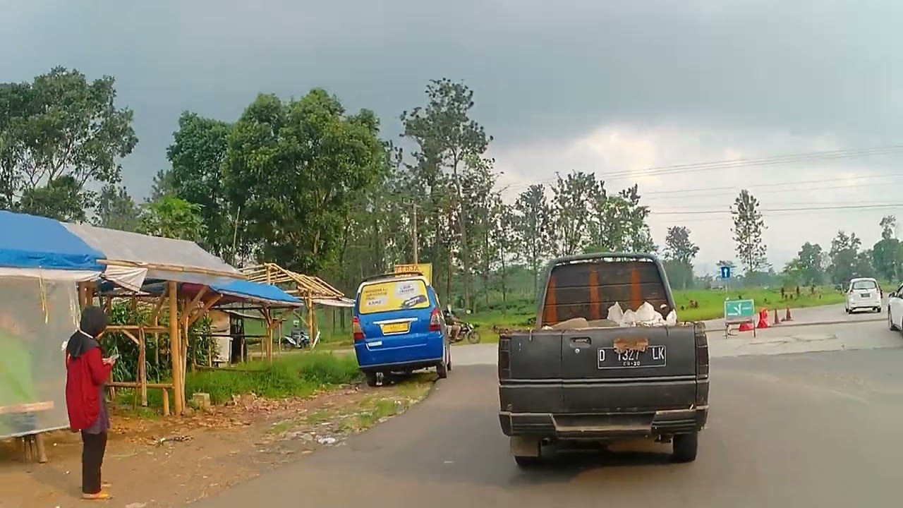 Jalan menuju KASOMALANG Subang Jawa Barat