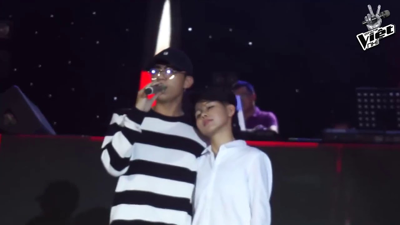 Vũ Cát Tường và SooBin Hoàng Sơn song ca Yêu Xa cực Mùi