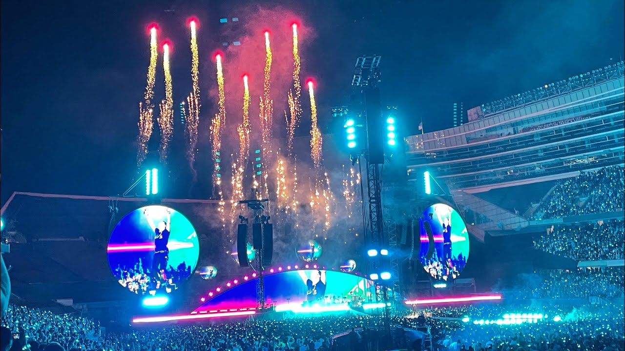 Coldplay @ Soldier Field Chicago -  MOTS Tour FULL CONCERT May 29, 2022 👽🌎🛸